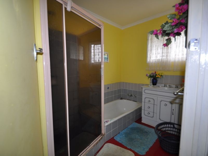 56 Mayes Avenue, Kingston QLD 4114