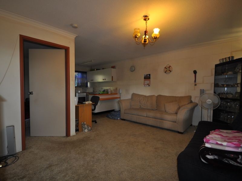 2/65 North Road, Woodridge QLD 4114