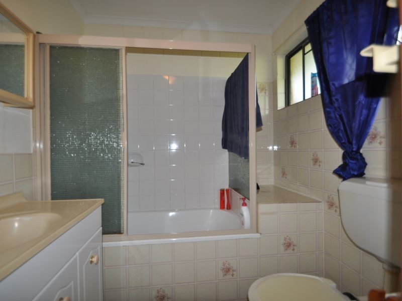 2/65 North Road, Woodridge QLD 4114