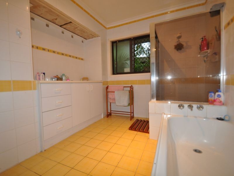 54 Anthony Street, Kingston QLD 4114