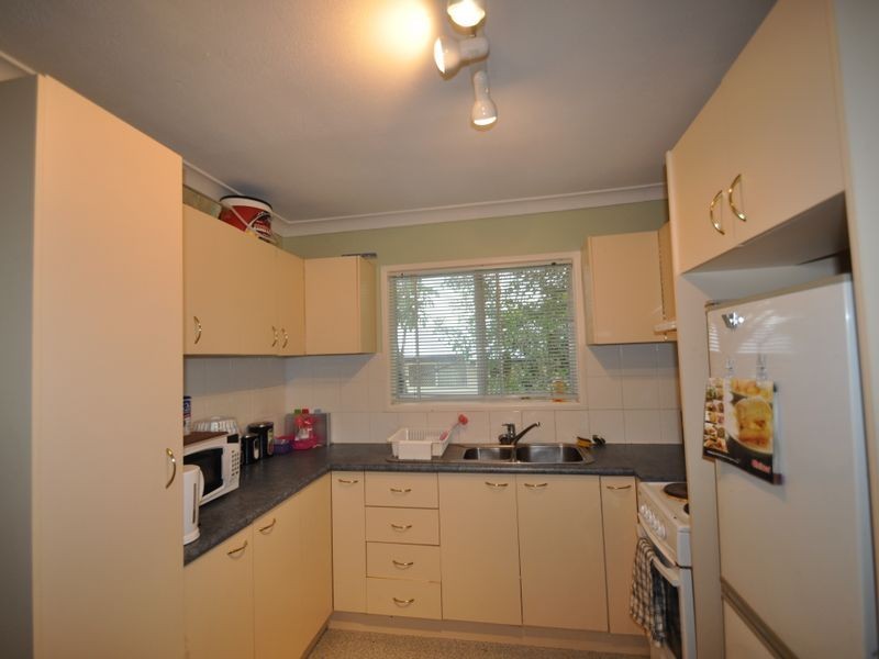 8 Poppy Street, Kingston QLD 4114