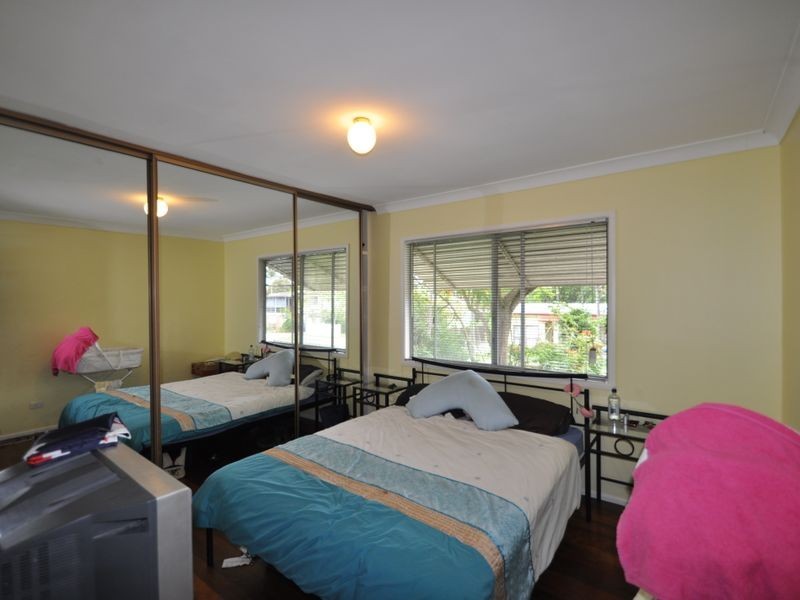 8 Poppy Street, Kingston QLD 4114