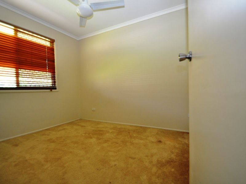 1 Peppermint Street, Crestmead QLD 4132