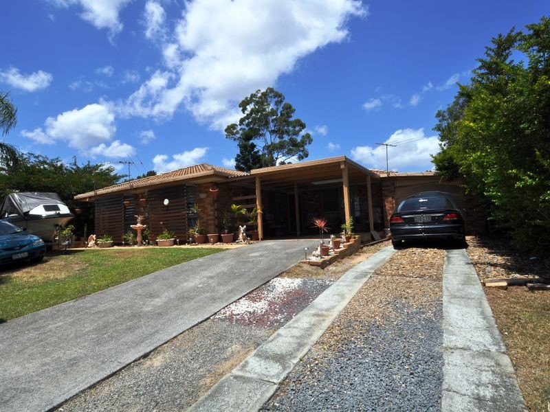 18 Apodis Street, Kingston QLD 4114