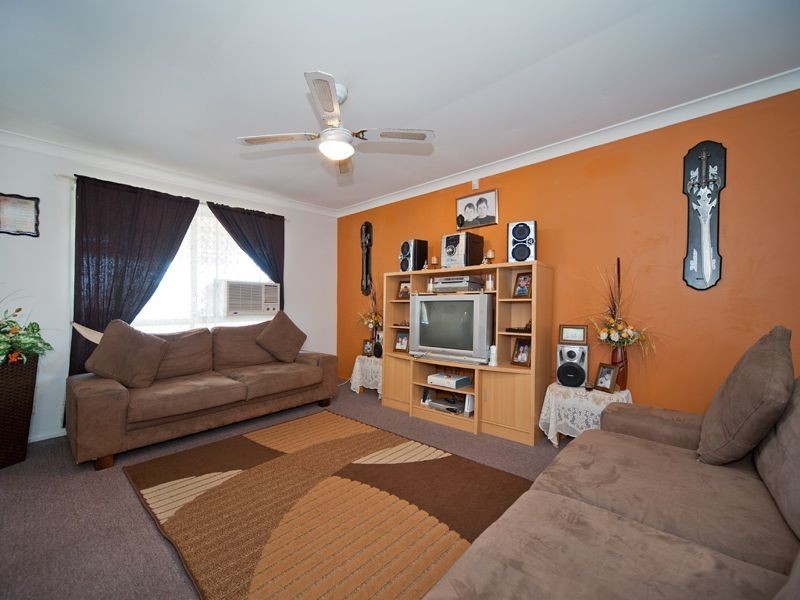 18 Apodis Street, Kingston QLD 4114