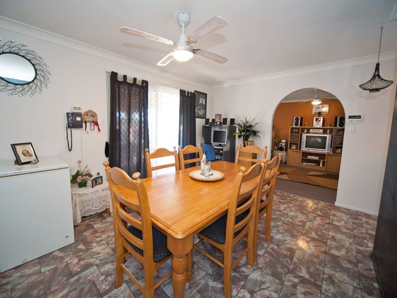 18 Apodis Street, Kingston QLD 4114