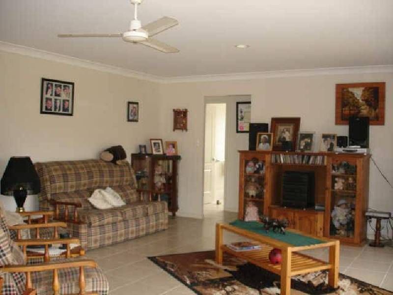 146 Meakin Road, Kingston QLD 4114