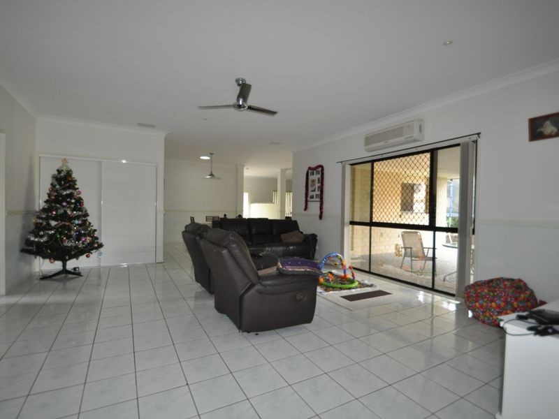 17 Capricorn Avenue, Crestmead QLD 4132