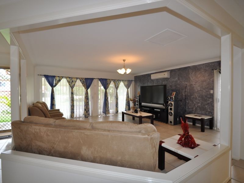 12 Barracuda Court, Kingston QLD 4114