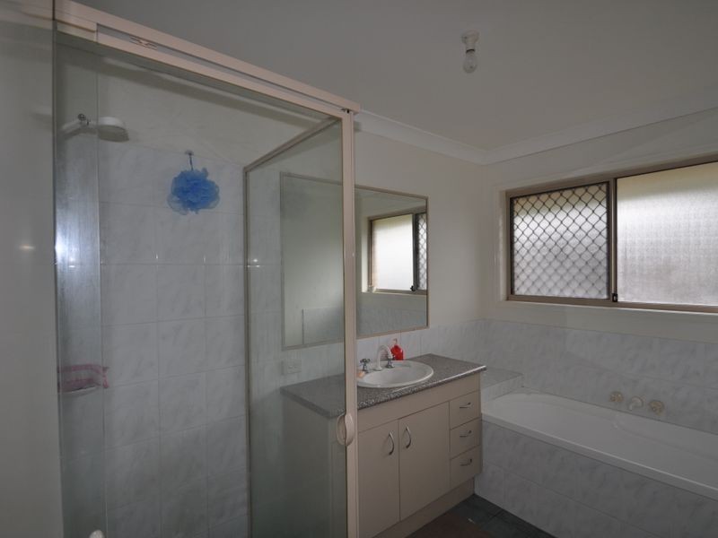 12 Barracuda Court, Kingston QLD 4114