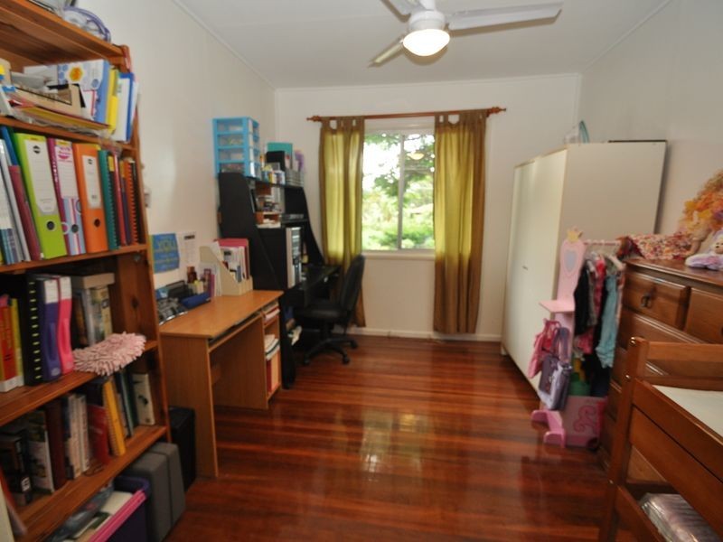 5 Wain Avenue, Logan Central QLD 4114