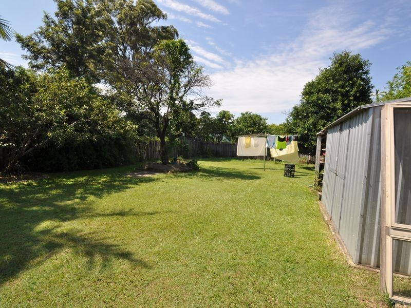 8 Acacia Road, Woodridge QLD 4114