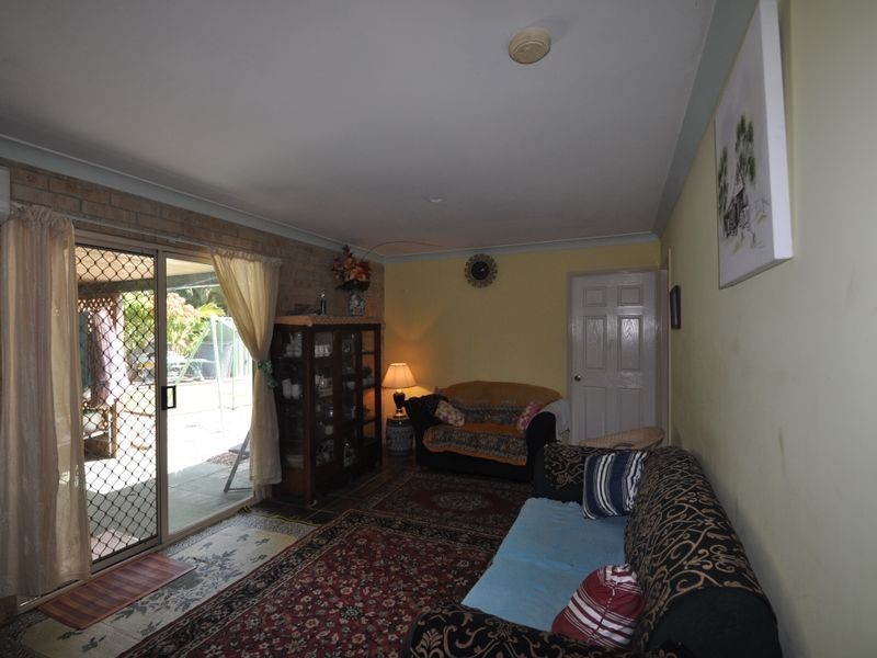 42 Moore Street, Loganlea QLD 4131