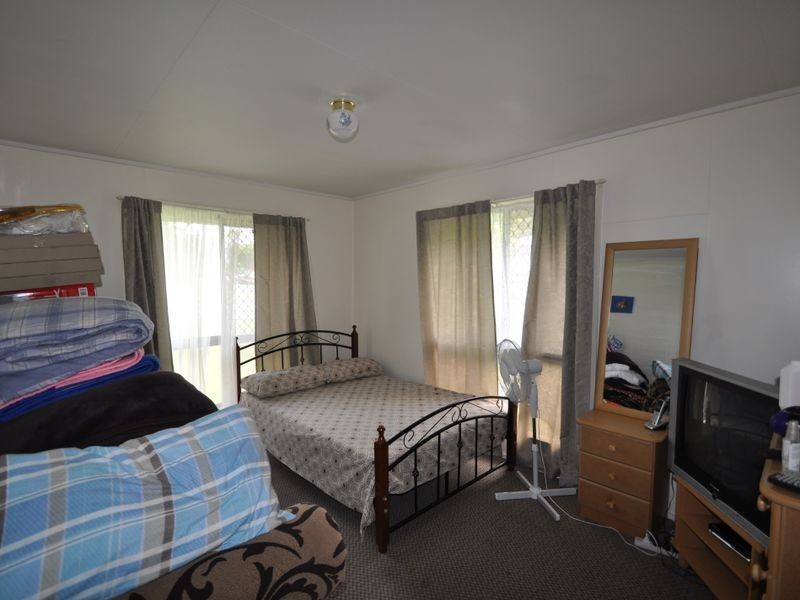 2 Rhoda Street, Loganlea QLD 4131