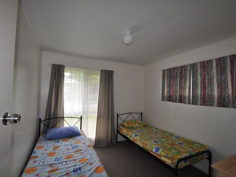 2 Rhoda Street, Loganlea QLD 4131