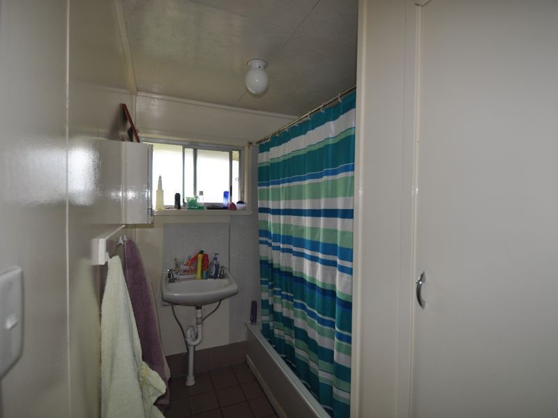 2 Rhoda Street, Loganlea QLD 4131