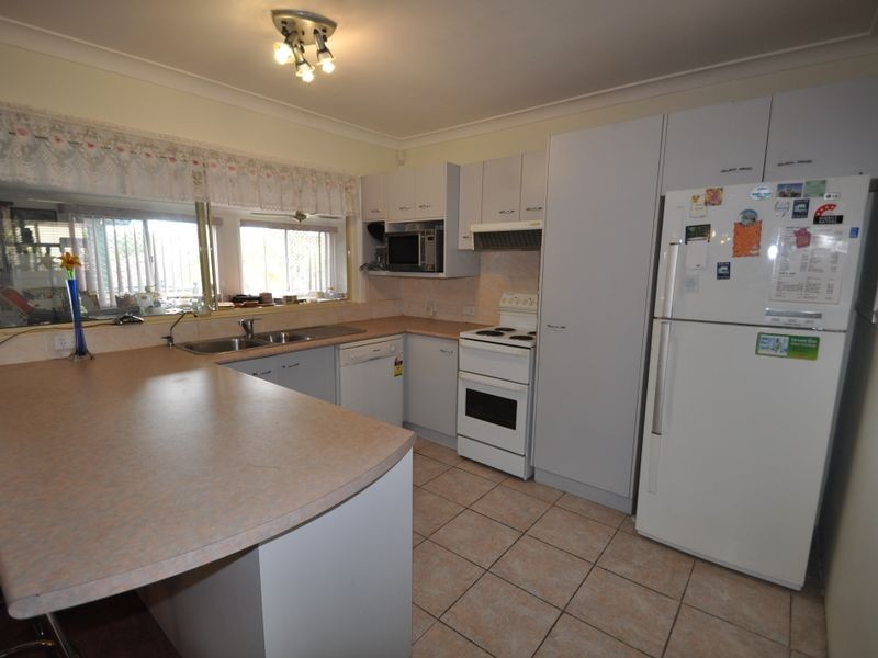 4 Mikaga Court, Woodridge QLD 4114