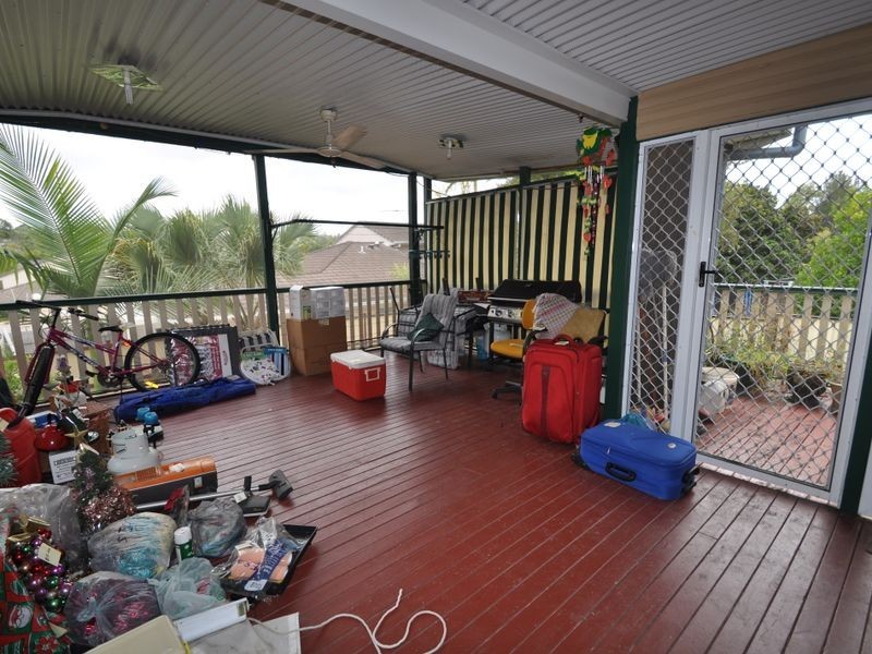 4 Mikaga Court, Woodridge QLD 4114