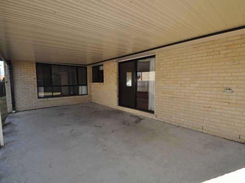 4 Lake Cooloola Court, Logan Reserve QLD 4133