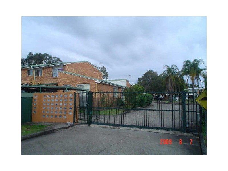 45/18 Defiance Road, Logan Central QLD 4114