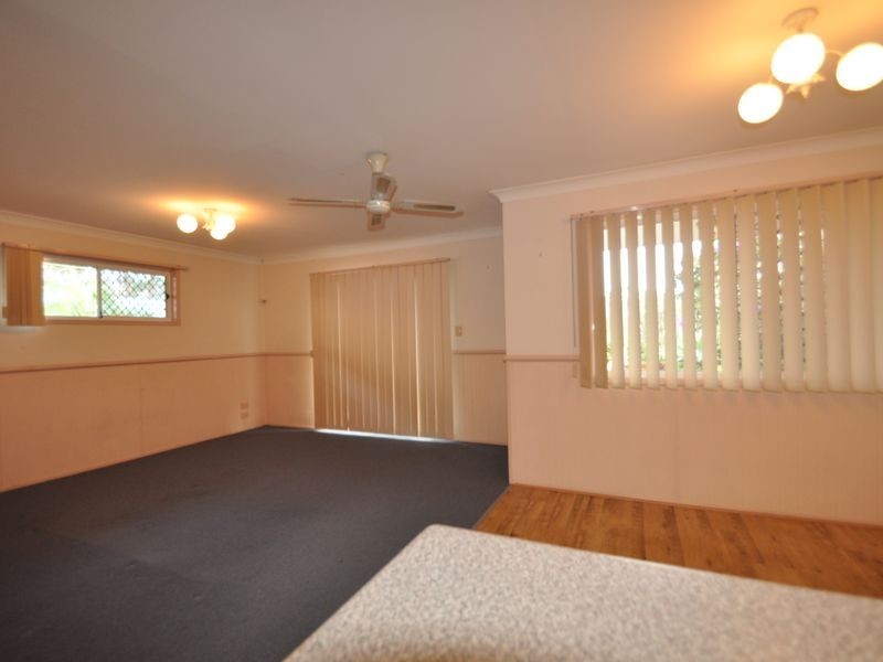 9 Kingfisher Close, Loganlea QLD 4131