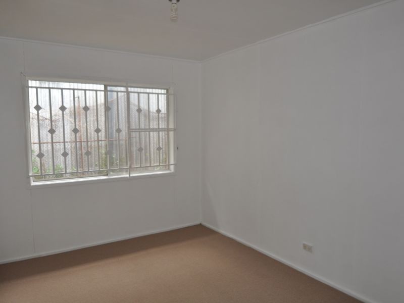 24 Horton Street, Kingston QLD 4114