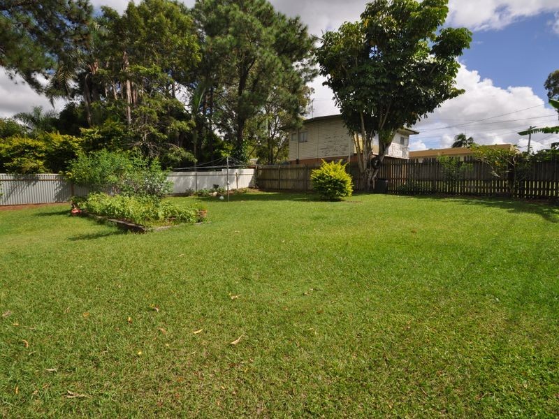 2 Horton Street, Kingston QLD 4114