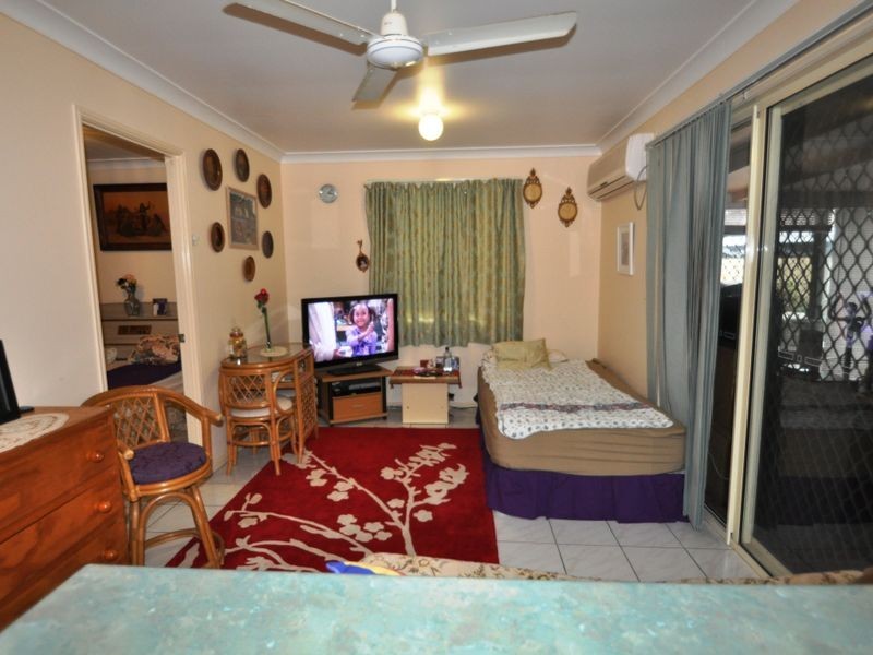 10 Oakwood Drive, Waterford West QLD 4133