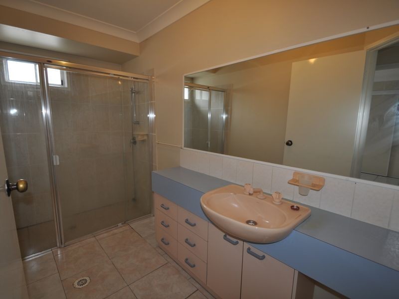 36 Paradise Road, Slacks Creek QLD 4127