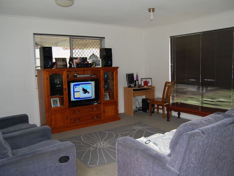 43 Velorum Drive, Kingston QLD 4114