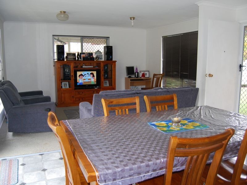 43 Velorum Drive, Kingston QLD 4114