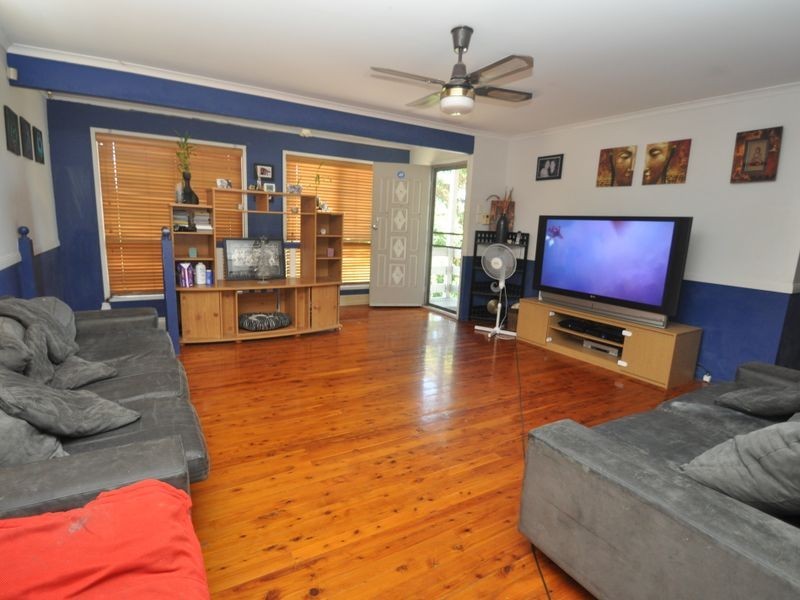 91 Smith Road, Woodridge QLD 4114