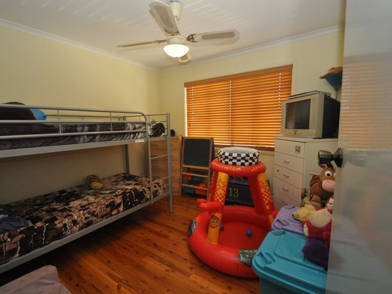 91 Smith Road, Woodridge QLD 4114