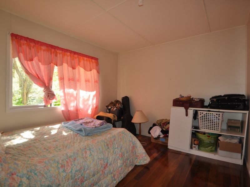 4 Arthur Street, Woodridge QLD 4114