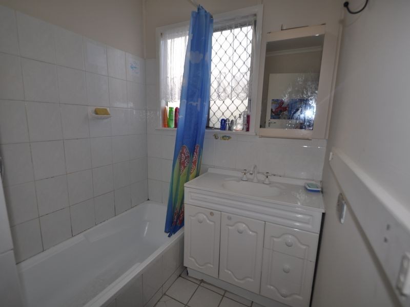 3 Roseash Street, Logan Central QLD 4114