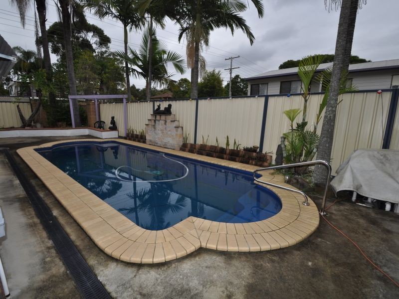 24 Ariel Avenue, Kingston QLD 4114