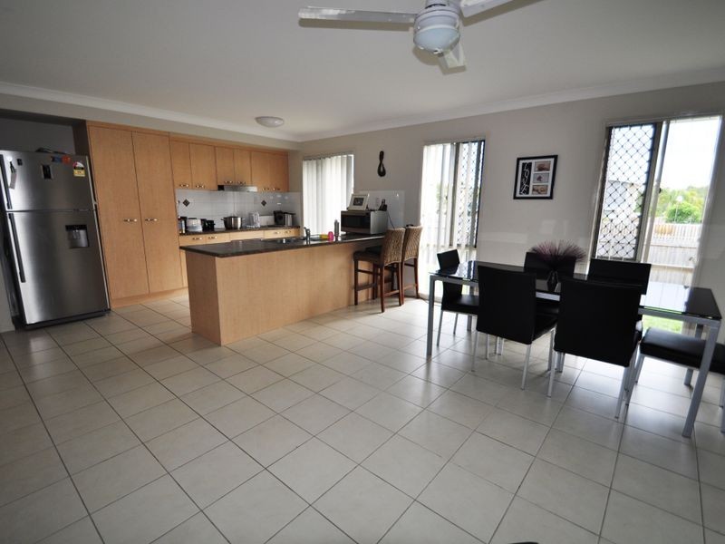 10 Lucy Street, Marsden QLD 4132