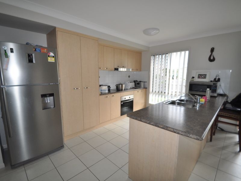 10 Lucy Street, Marsden QLD 4132