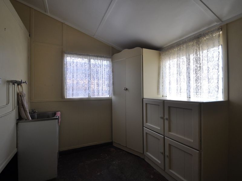 86 Railway Parade, Woodridge QLD 4114