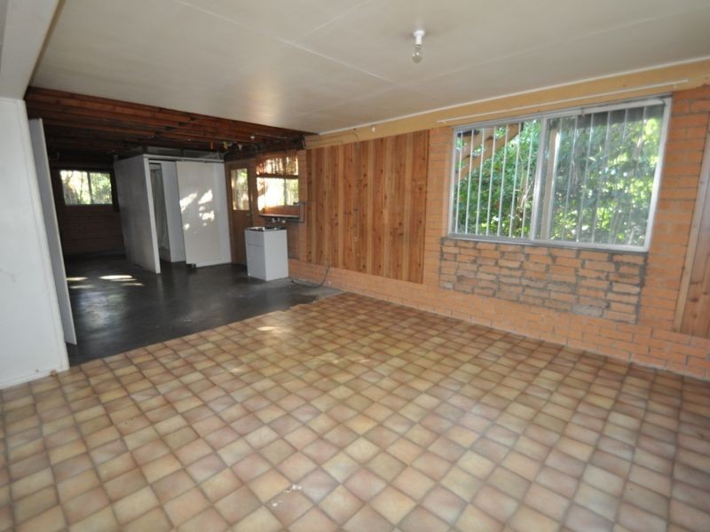 22 Kenny Street, Woodridge QLD 4114