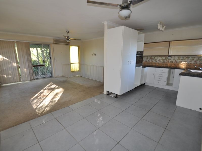 22 Kenny Street, Woodridge QLD 4114