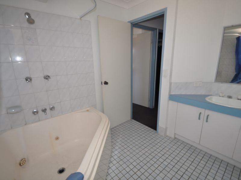 2/10 Damalis Street, Woodridge QLD 4114