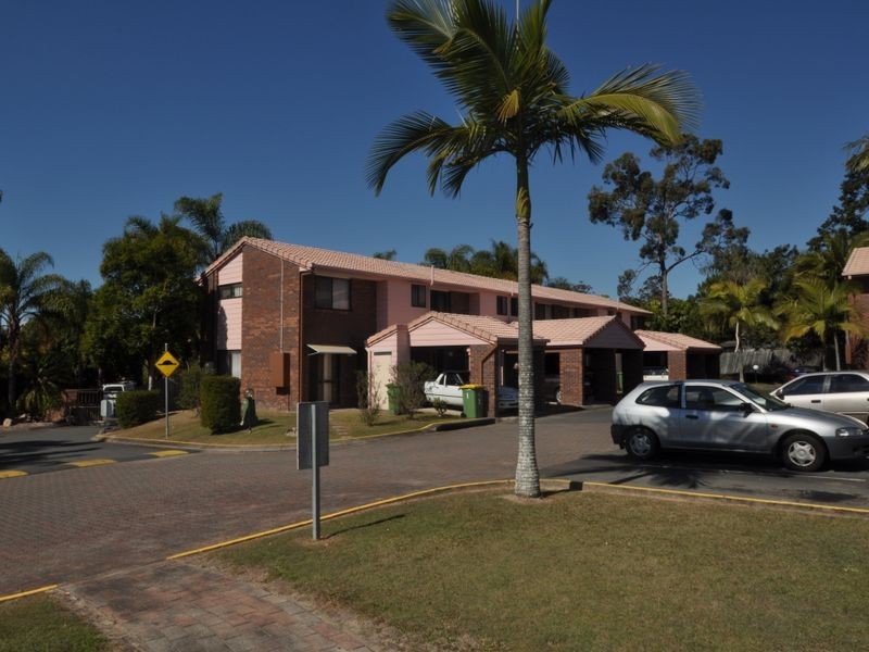 2/10 Damalis Street, Woodridge QLD 4114