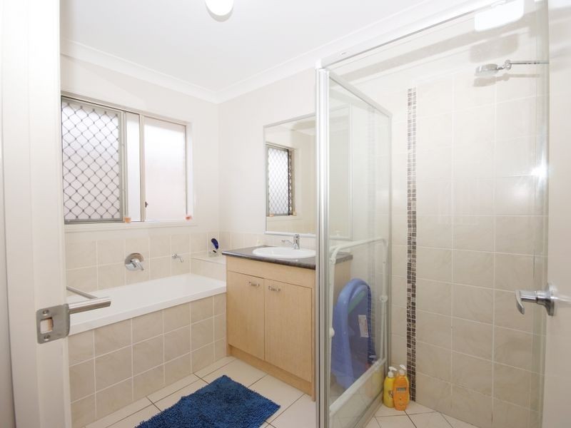 10 Lucy Street, Marsden QLD 4132