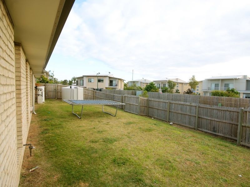 10 Lucy Street, Marsden QLD 4132