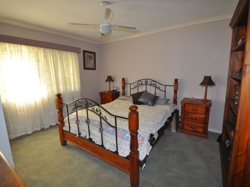 9 Brown Avenue, Logan Central QLD 4114