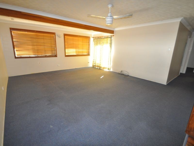 11 Wain Avenue, Logan Central QLD 4114