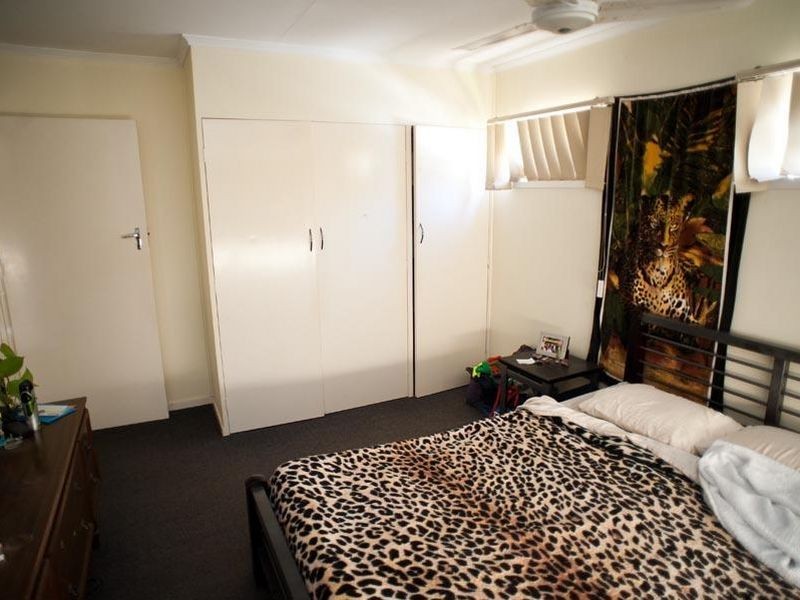 4 Marlow Street, Woodridge QLD 4114