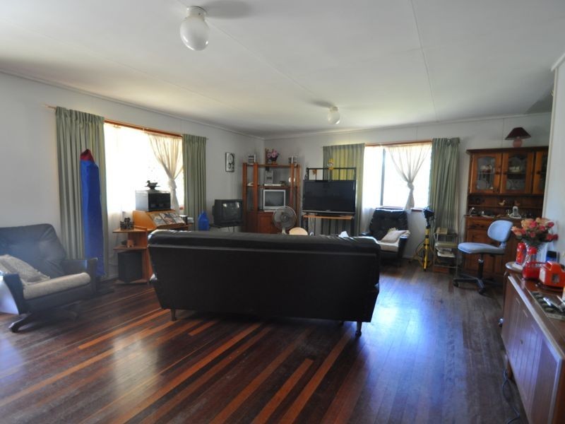 23 Yugumbri Crescent, Logan Central QLD 4114