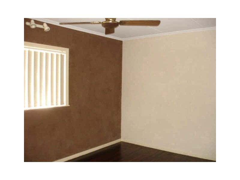 9 Muller Road, Woodridge QLD 4114